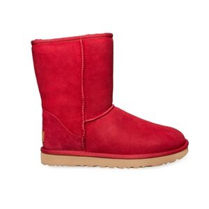 UGG Classic Short II in Kiss (red)